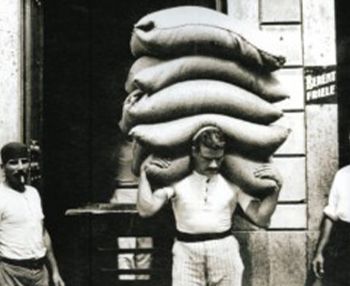 PORTO DE SANTOS: 130 ANOS E MAIS